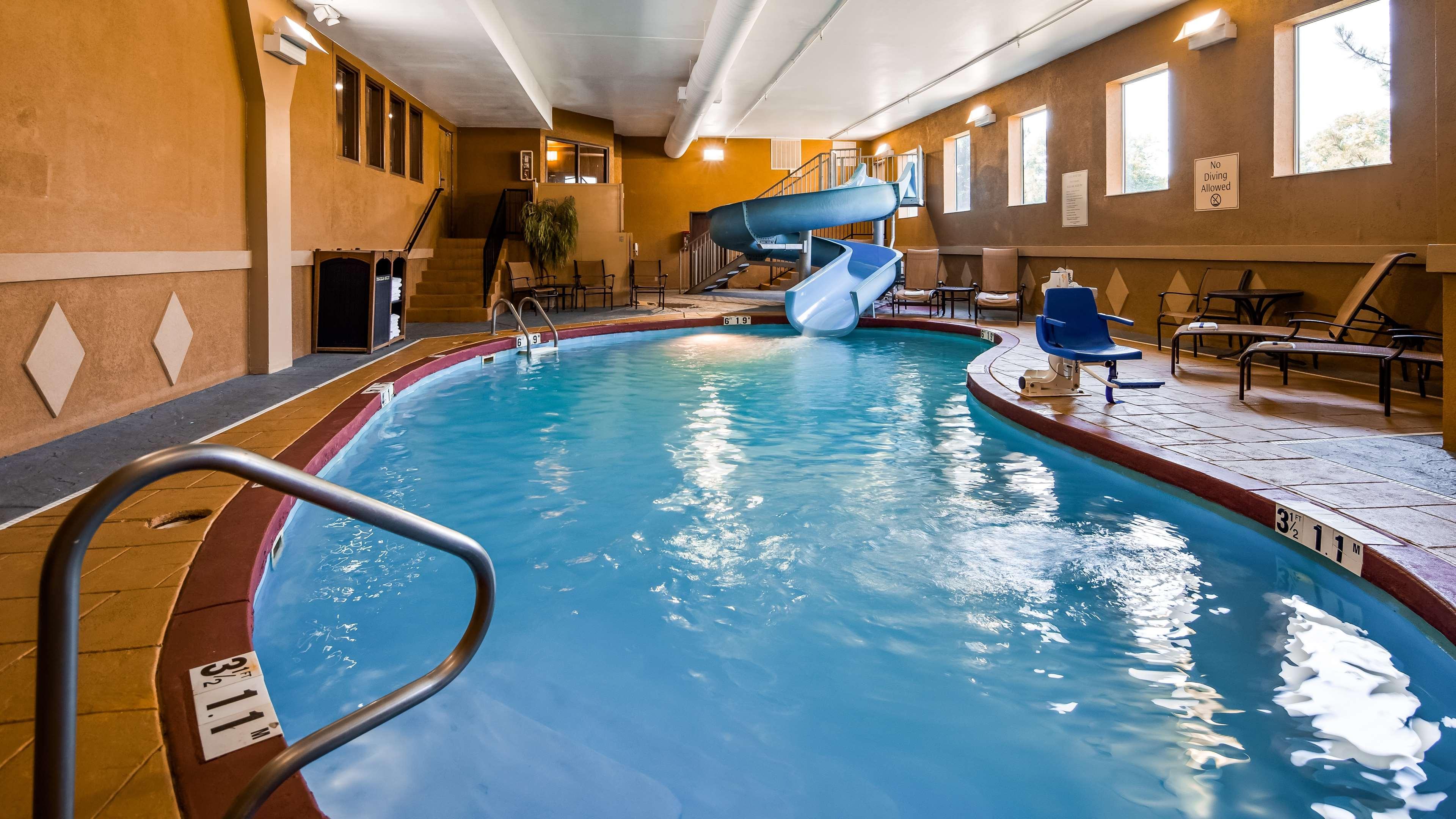 Best Western Plus Midwest Inn & Suites Salina Zewnętrze zdjęcie