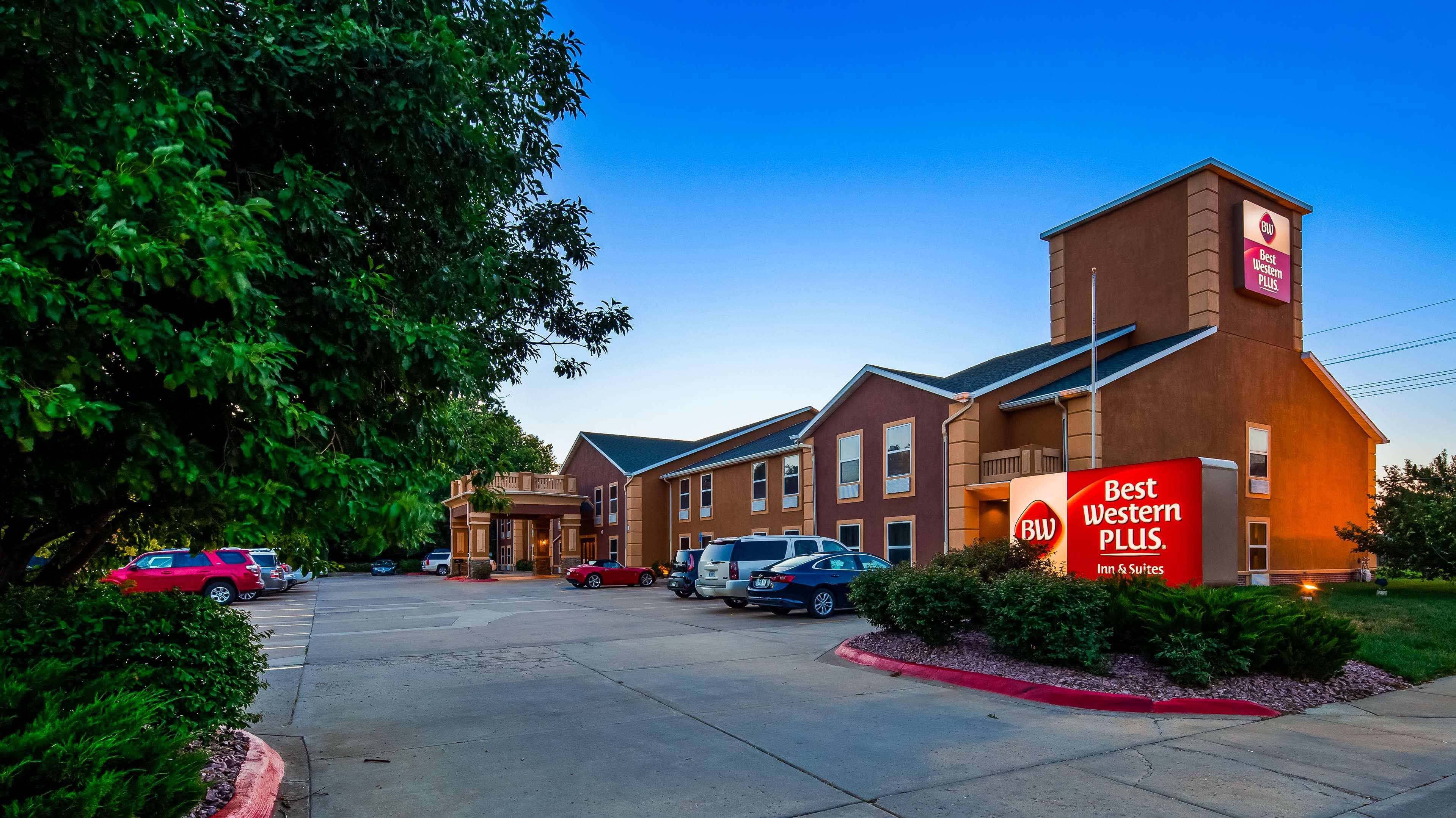 Best Western Plus Midwest Inn & Suites Salina Zewnętrze zdjęcie