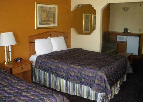 Best Western Plus Midwest Inn & Suites Salina Pokój zdjęcie